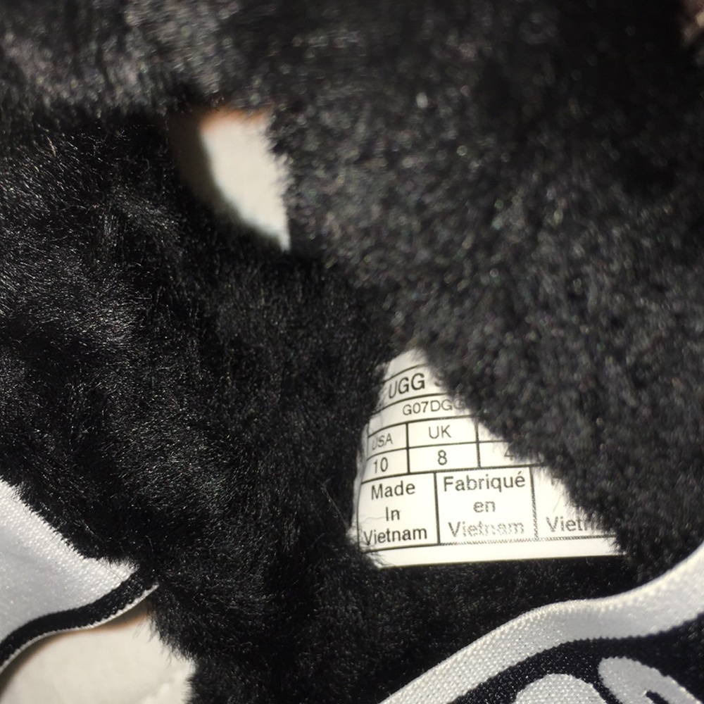 Ugg Sandel Size 10 - image 2